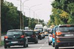 Bau einer Verkehrsinsel in der Höfener Straße auf Höhe Karl-Martell-Straße
