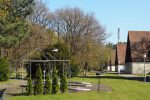Anlage des August-Meier-Heims, links im Bild Bäume