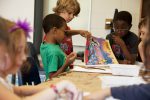 Strategie gegen gruppenbezogene Menschenfeindlichkeit an Schulen