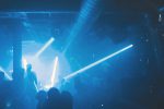 Clubstimmung mit blauem Licht
